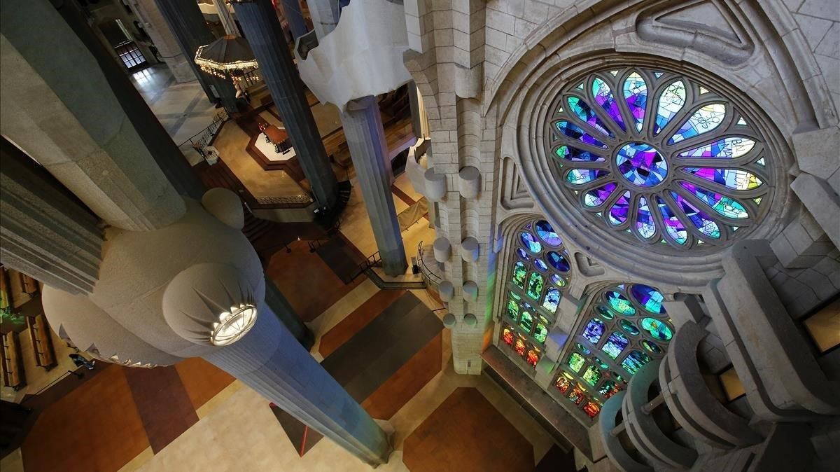Imagen del interior de la Sagrada Família. Imagen del interior de la Sagrada Família.