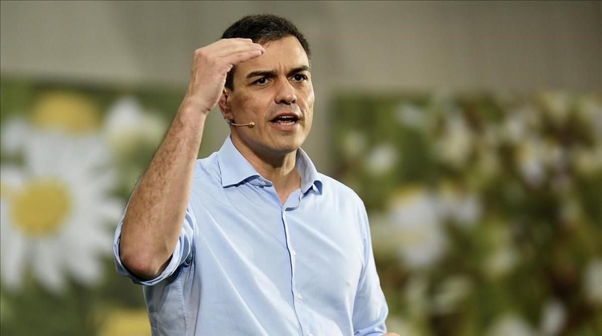 Sánchez, el pasado miércoles, durante un mitin en Torrelavega (Cantabria). Sánchez, el pasado miércoles, durante un mitin en Torrelavega (Cantabria).