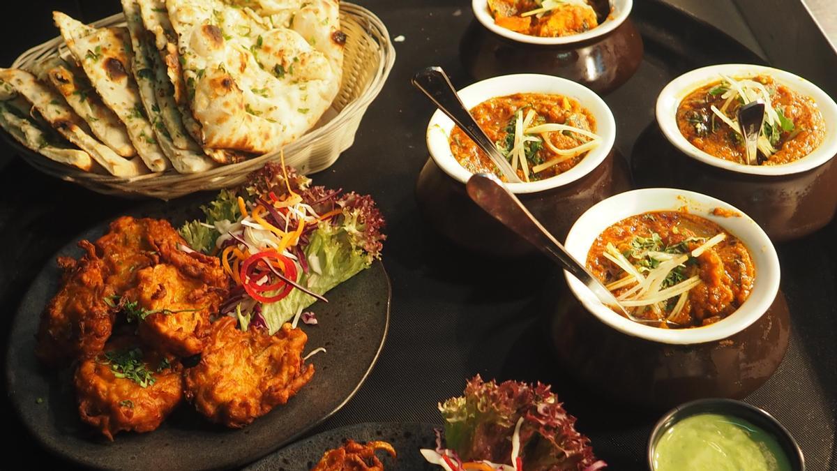 Aquest és el millor restaurant asiàtic de Barcelona segons ‘Joc de cartes’: cuina índia a un preu assequible