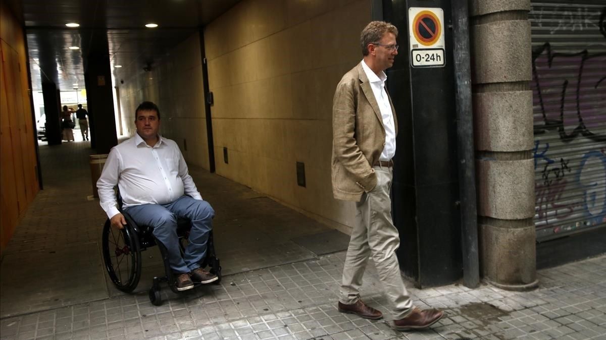 David Bonvehí y Ferran Bel, a la salida de la reunión. David Bonvehí y Ferran Bel, a la salida de la reunión.