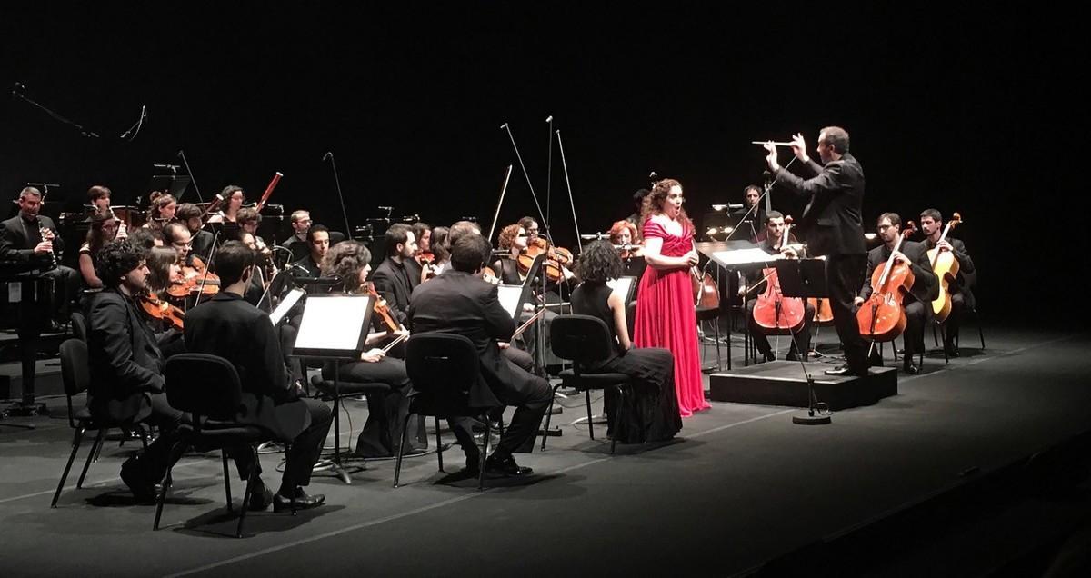 La soprano Ofèlia Sala, durante el concierto de homenaje a Victoria de los Ángeles. 