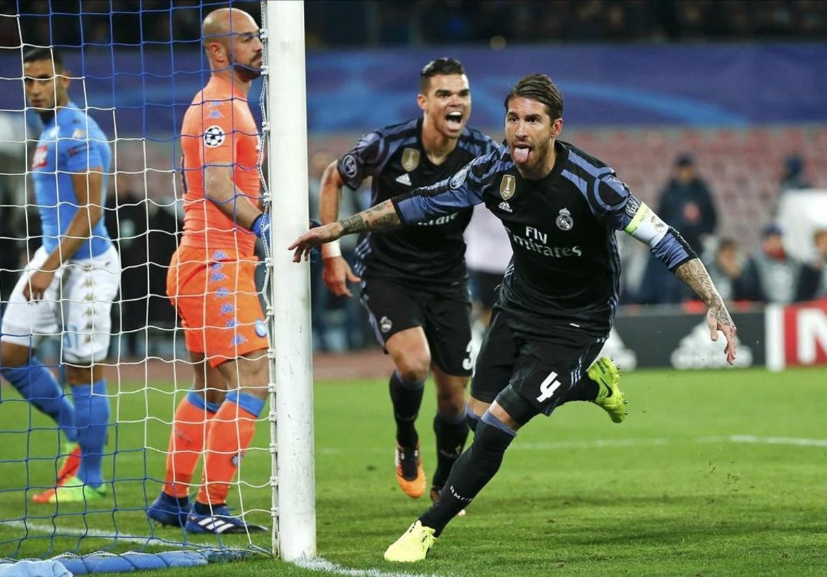 Ramos celebra su primer gol tras un saque de esquina de Kroos.
