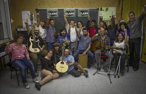 Clams, la semana pasada en la escuela del Guinardó en la que ensayan.