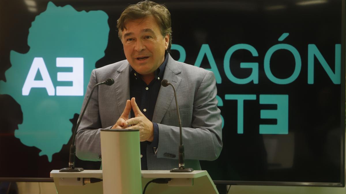 Tomás Guitarte, en la presentación de la candidatura de Aragón Existe.