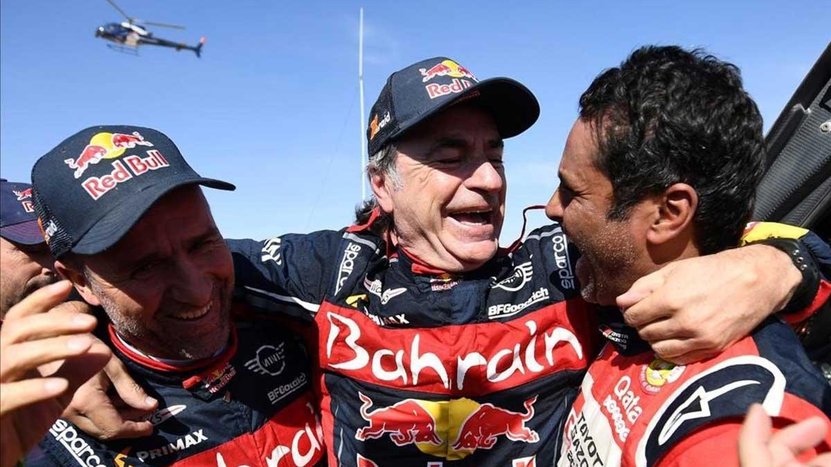 Carlos Sainz gana su tercer Dakar.