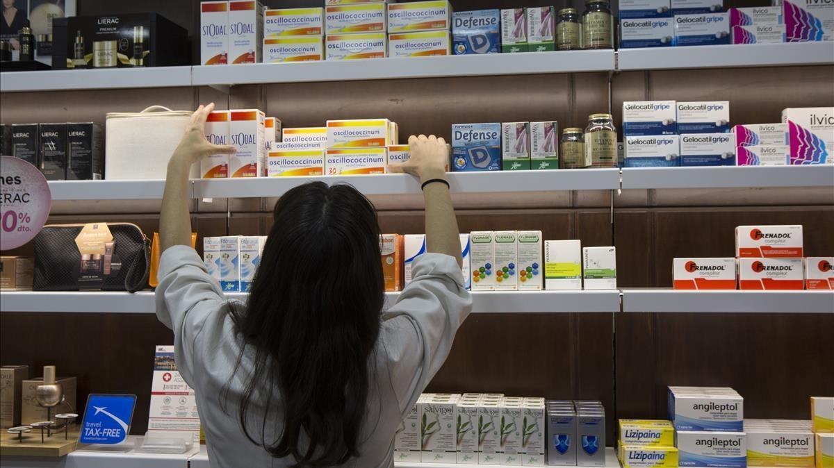 Sanidad prepara un plan contra la escasez de medicamentos