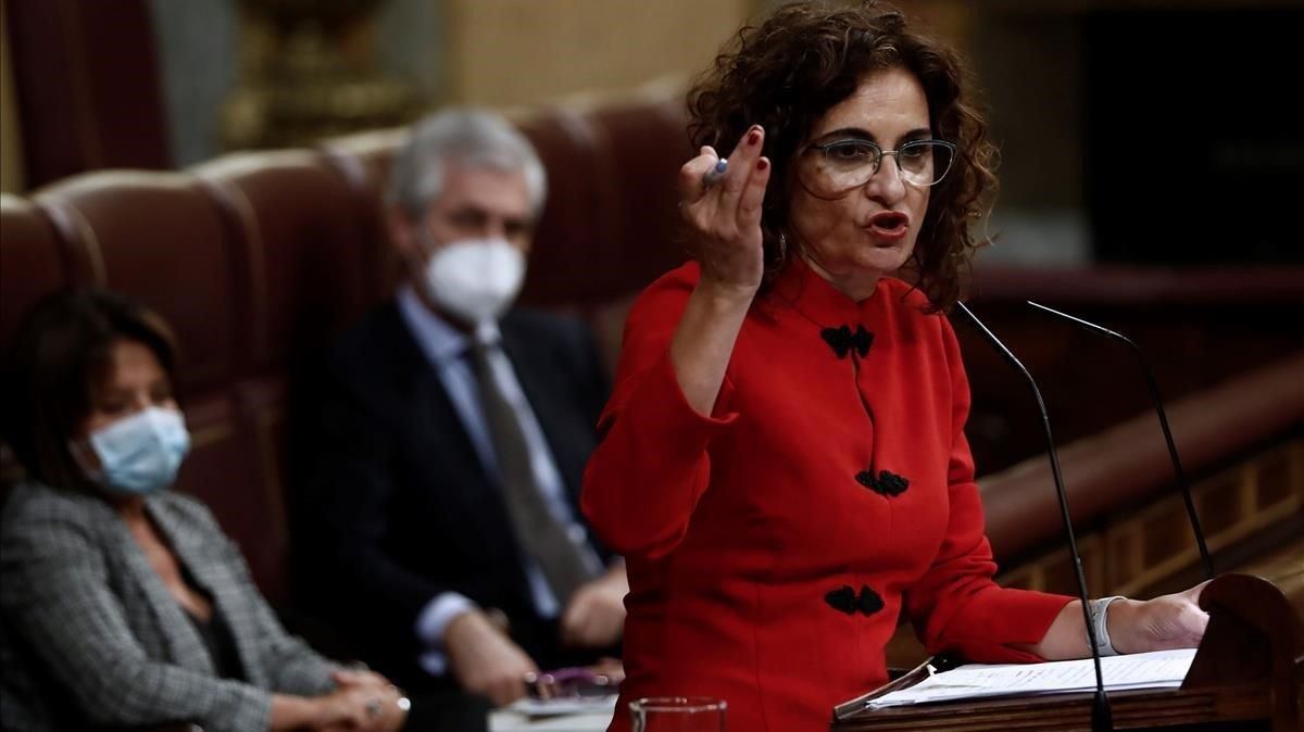 Les desgràcies privades i els comptes públics Les desgràcies privades i els comptes públics