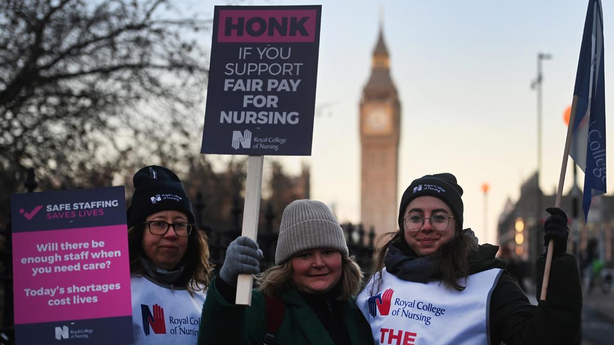 Las enfermeras británicas convocan más huelgas tras rechazar la oferta del Gobierno