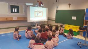 Taller de finanzas para niños de ValueKids impartido en un colegio de Madrid.