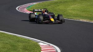 Verstappen arrasa en Japón; Sainz sexto y Alonso octavo