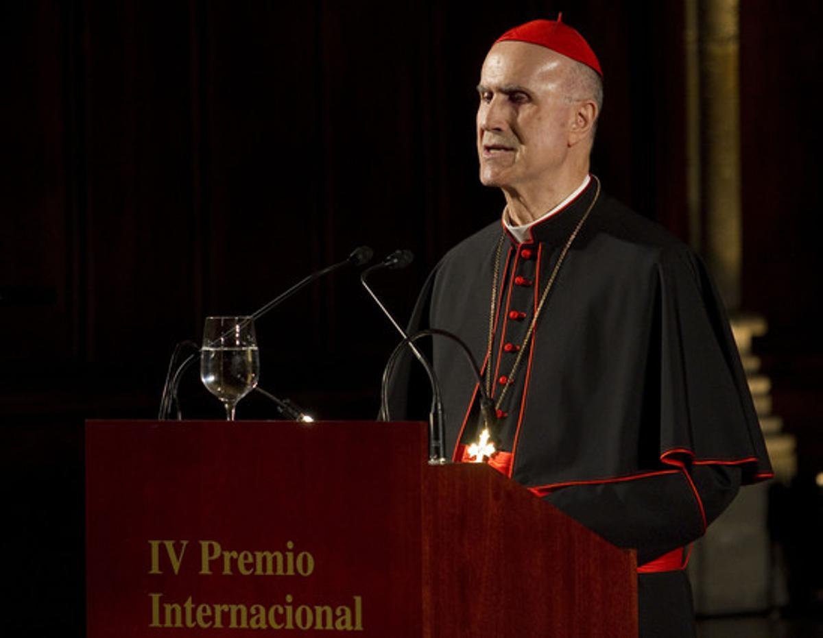 El cardenal Tarsicio Bertone, durante una visita a Barcelona, en septiembre del año pasado.
