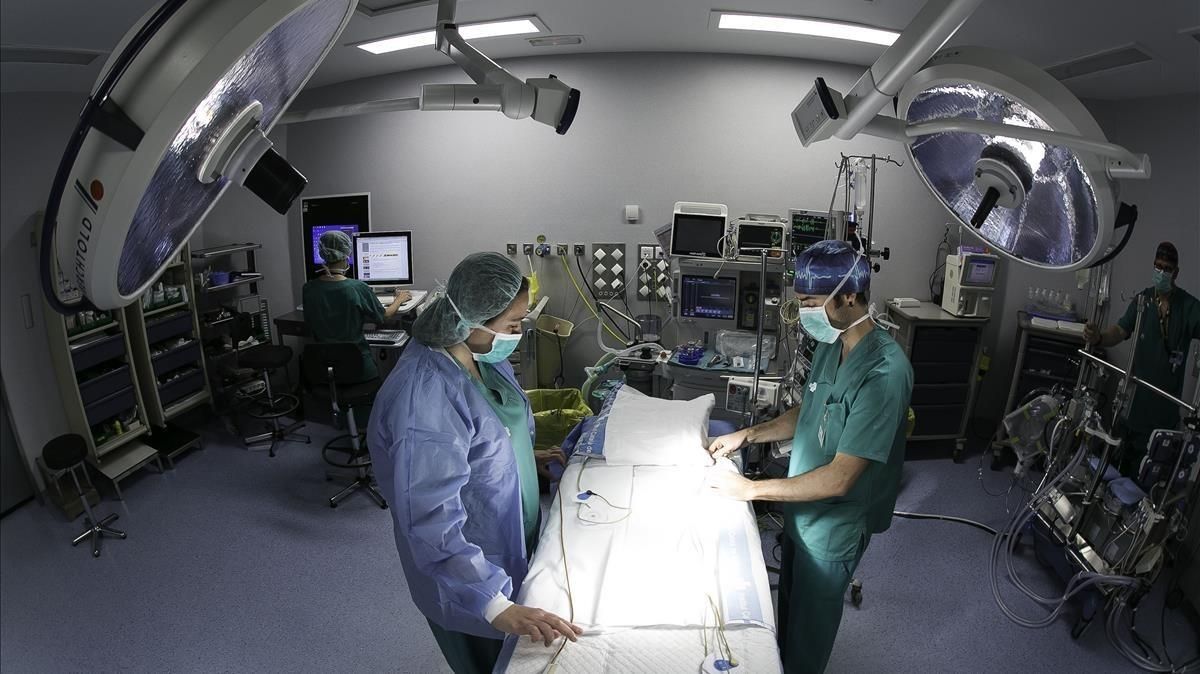 Preparativos de una intervención quirúrgica. Preparativos de una intervención quirúrgica.