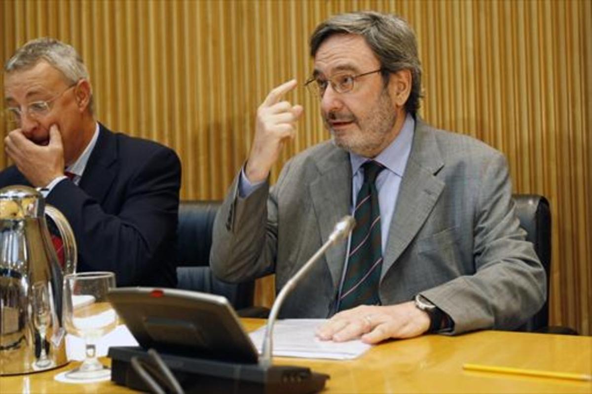 NARCÍS SERRA Presidente de CatalunyaCaixa entre el 2005 y el 2010.
