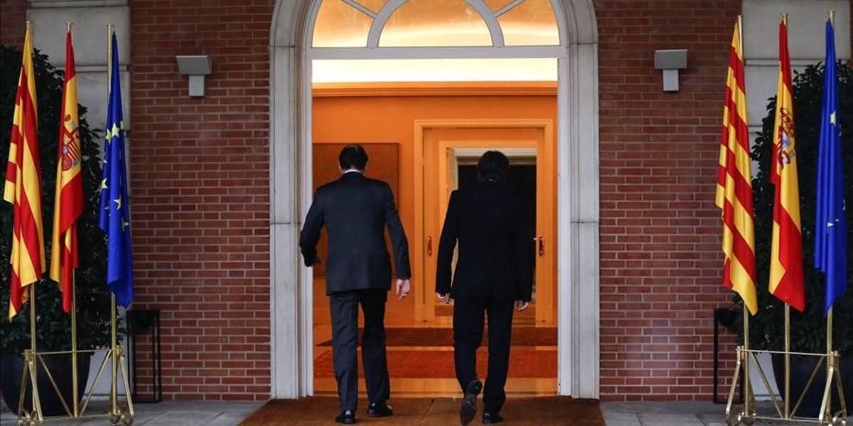 Rajoy y Puigdemont, en la Moncloa, el pasado 20 de abril. Rajoy y Puigdemont, en la Moncloa, el pasado 20 de abril.
