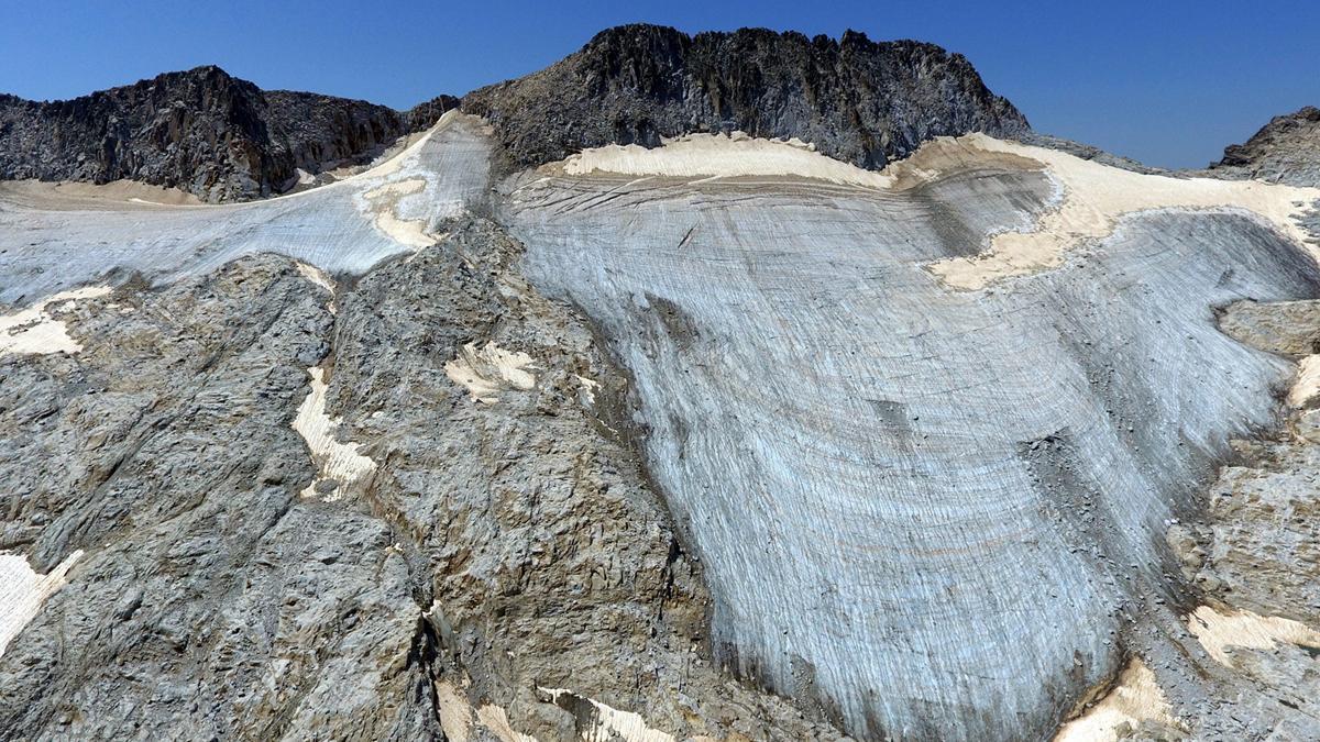 El glaciar del Aneto, en retroceso, a vista de dron.
