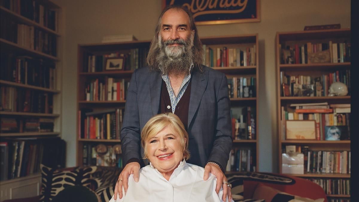 Marianne Faithfull y Warren Ellis, en el domicilio de la cantante. Marianne Faithfull y Warren Ellis, en el domicilio de la cantante.