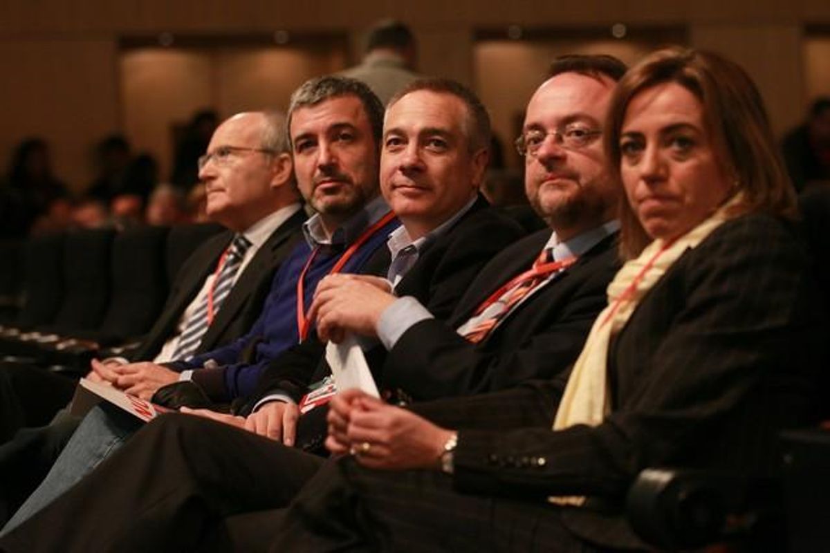 Montilla, Collboni, Navarro, Fernández y Chacón, en el congreso del PSC. Montilla, Collboni, Navarro, Fernández y Chacón, en el congreso del PSC.