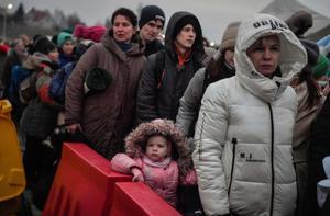Els perills de la frontera d’Ucraïna: pillatge, revenda d’ajuda humanitària i risc de tràfic de nens