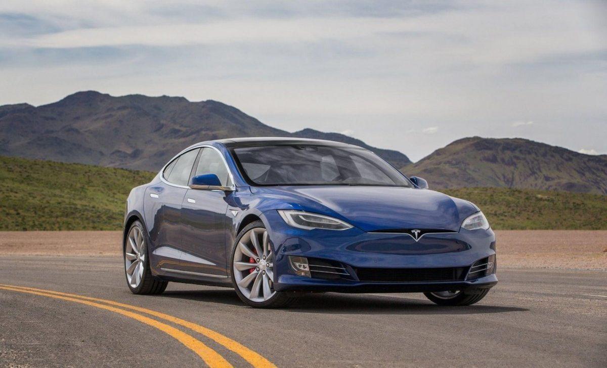Las primeras entregas de los Tesla Model X y Model S Plaid llegarán en noviembre
