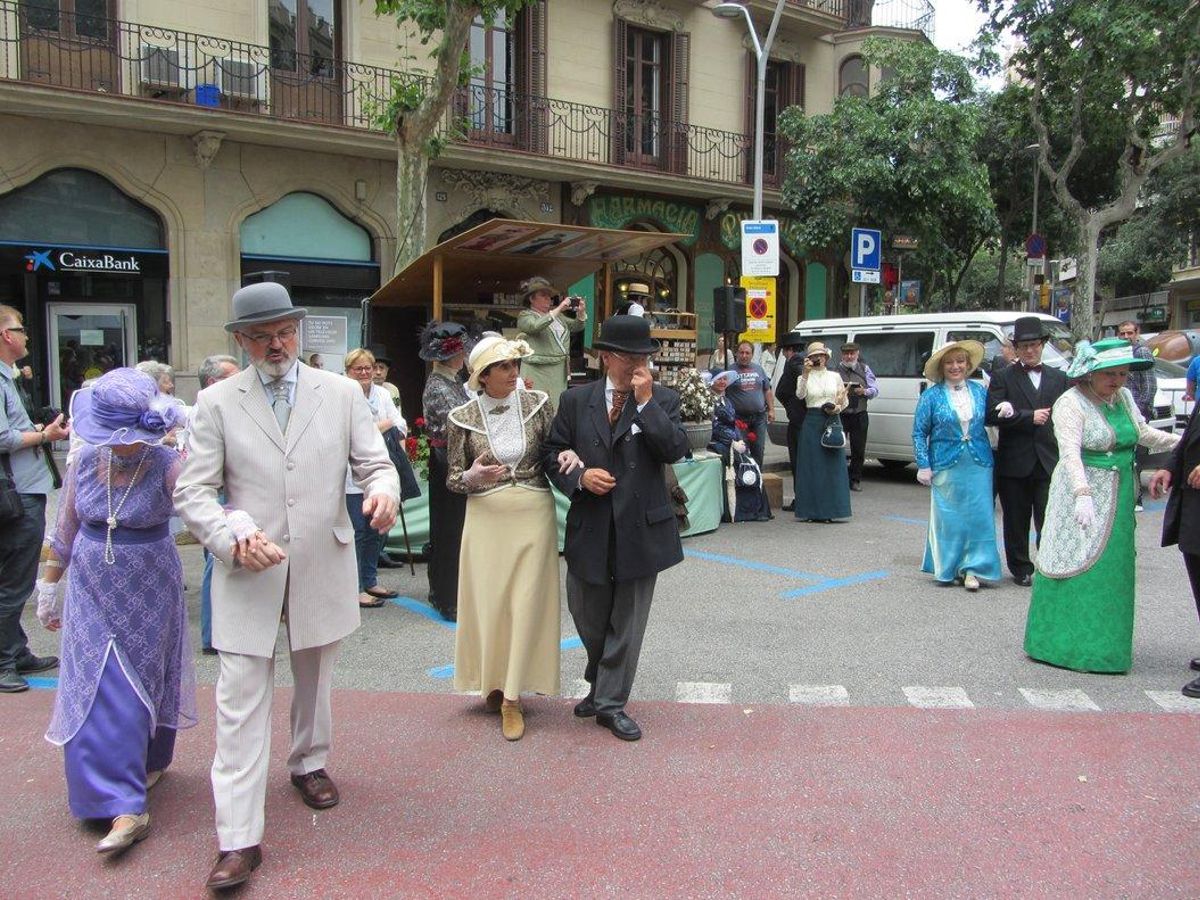 El barrio se llenará de gente vestida como hace un siglo. El barrio se llenará de gente vestida como hace un siglo.