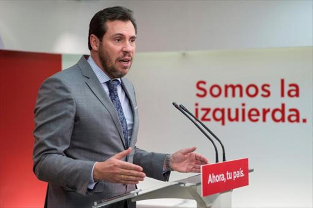 Óscar Puente, portavoz de la ejecutiva federal del PSOE, ayer, en Madrid.