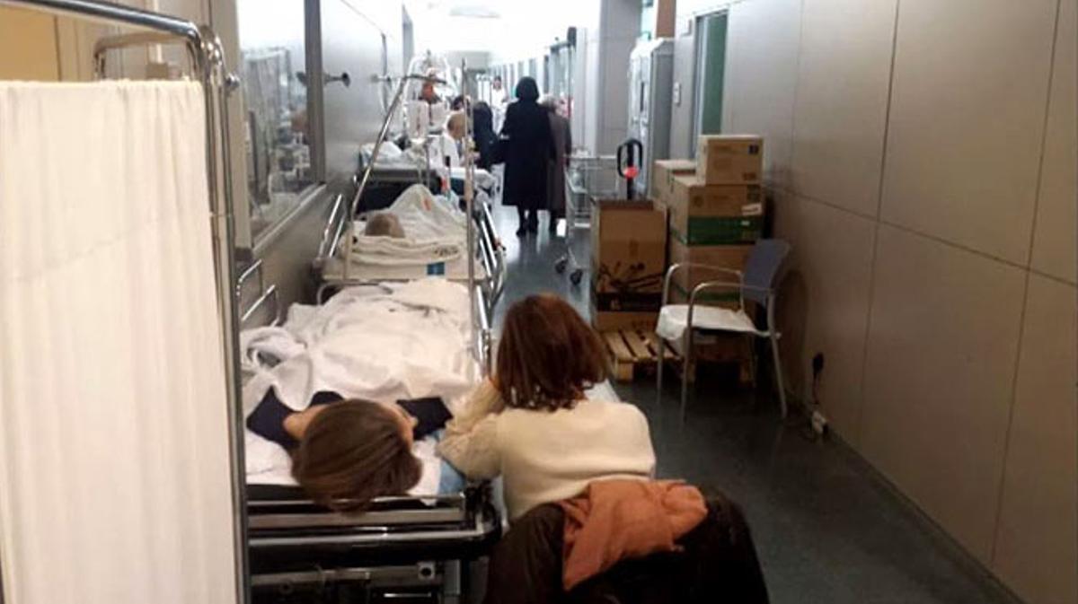 Las urgencias de los hospitales, saturadas por la gripe