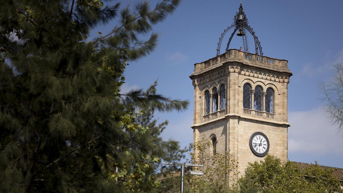 La UB abre al público la Torre del Rellotge tras su restauración