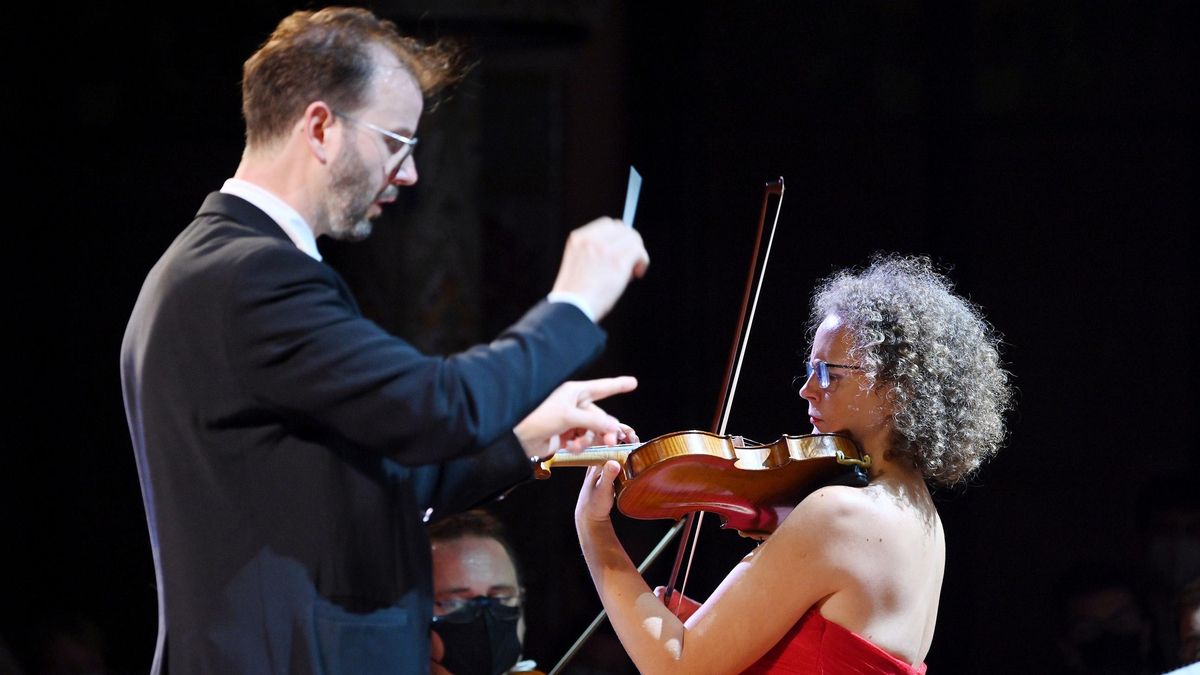 Un momento del concierto del año de despedida del Año Joan Manén , en el Palau de la Música, el jueves. Un momento del concierto del año de despedida del Año Joan Manén , en el Palau de la Música, el jueves.