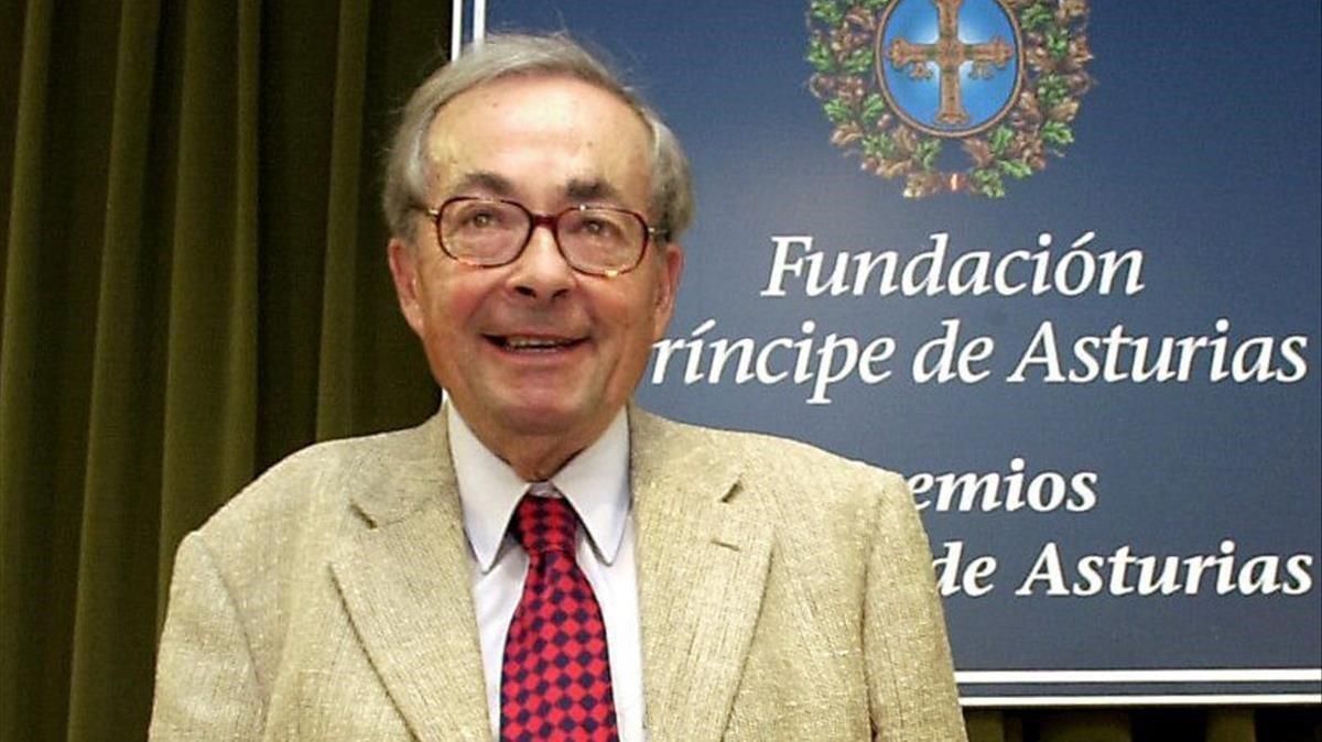 George Steiner, en el 2001, cuando recibió el Premio Príncipe de Asturias de Comunicación y Humanidades. George Steiner, en el 2001, cuando recibió el Premio Príncipe de Asturias de Comunicación y Humanidades.