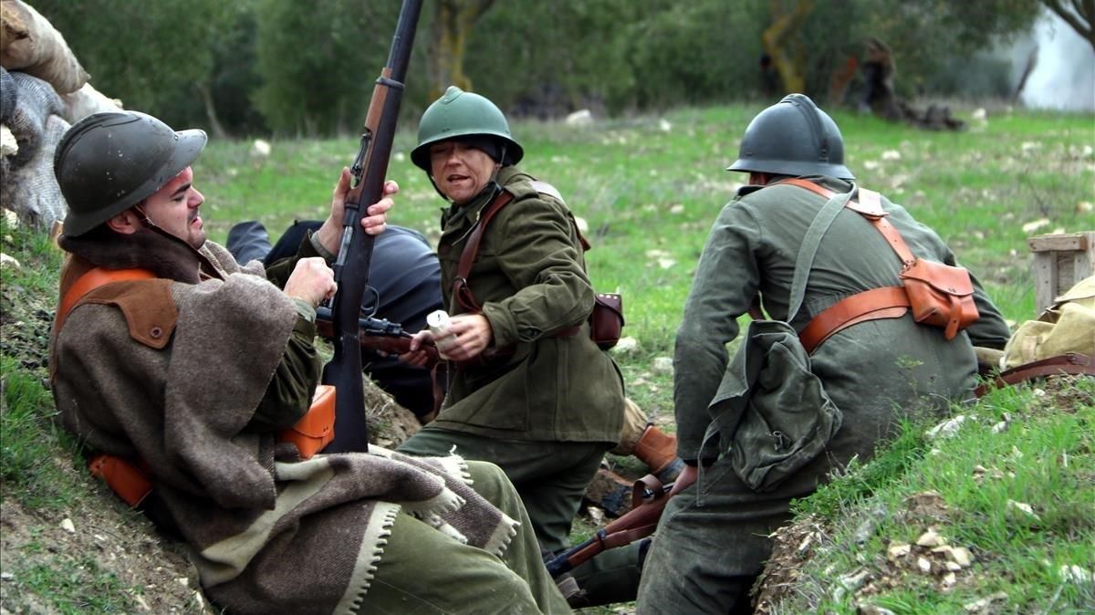Recreación de una trinchera republicana en el último combate de la batalla del Ebro, en La Fatarella. Recreación de una trinchera republicana en el último combate de la batalla del Ebro, en La Fatarella.