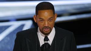 Will Smith abandona, avergonyit, l’Acadèmia de Hollywood per la bufetada a Chris Rock