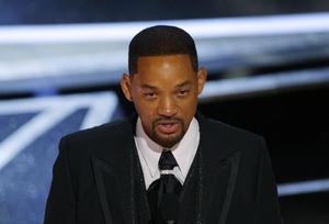 Will Smith dimite de la Academia de Hollywood tras la bofetada a Chris Rock