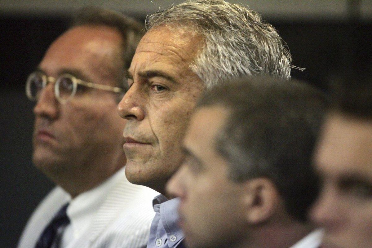 Jeffrey Epstein, durante un juicio, en una imagen de archivo. Jeffrey Epstein, durante un juicio, en una imagen de archivo.