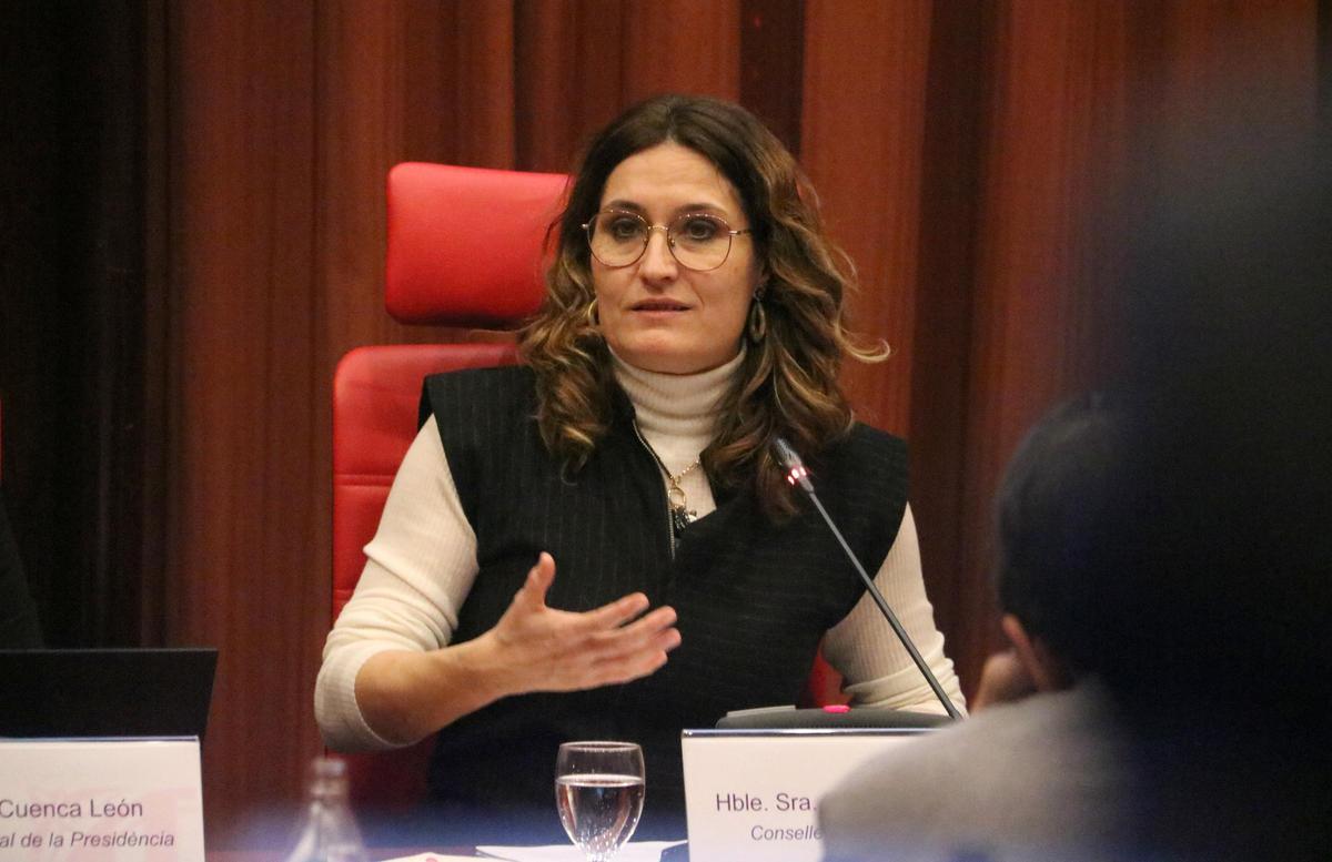La consellera de Presidència, Laura Vilagrà, en su comparecencia en el Parlament para explicar los presupuestos de 2023 La consellera de Presidència, Laura Vilagrà, en su comparecencia en el Parlament para explicar los presupuestos de 2023