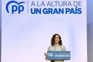 Ayuso cree que el plan de la lista más votada de Feijóo no saldrá y defiende que se haga una segunda vuelta