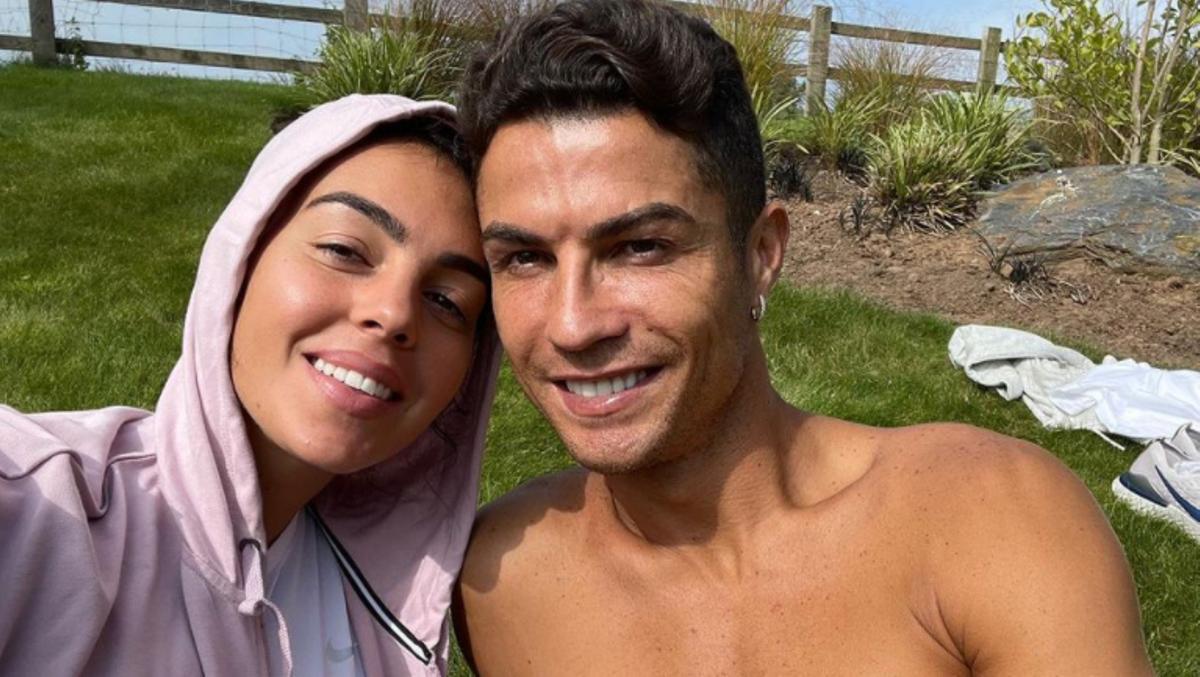 Cristiano Ronaldo i Georgina Rodríguez esperen bessons