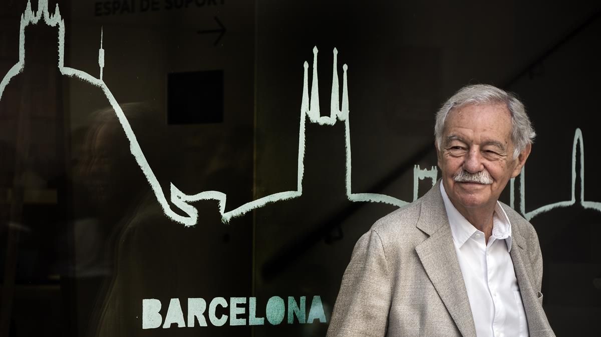 Eduardo Mendoza, siempre con Barcelona en la mente. Eduardo Mendoza, siempre con Barcelona en la mente.