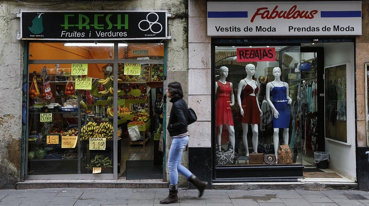 Comercios con rótulos en inglés, en le centro de Barcelona. Comercios con rótulos en inglés, en le centro de Barcelona.