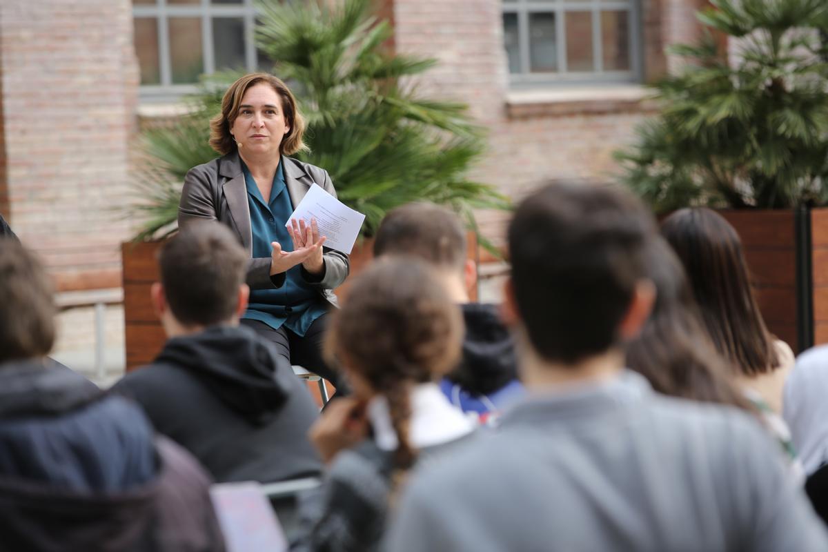 La alcaldesa de Barcelona, Ada Colau, en un acto en la Universitat Pompeu Fabra.