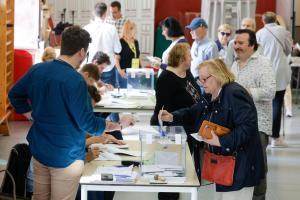 Resultats de les eleccions 2023 en directe: primers resultats de les municipals i autonòmiques