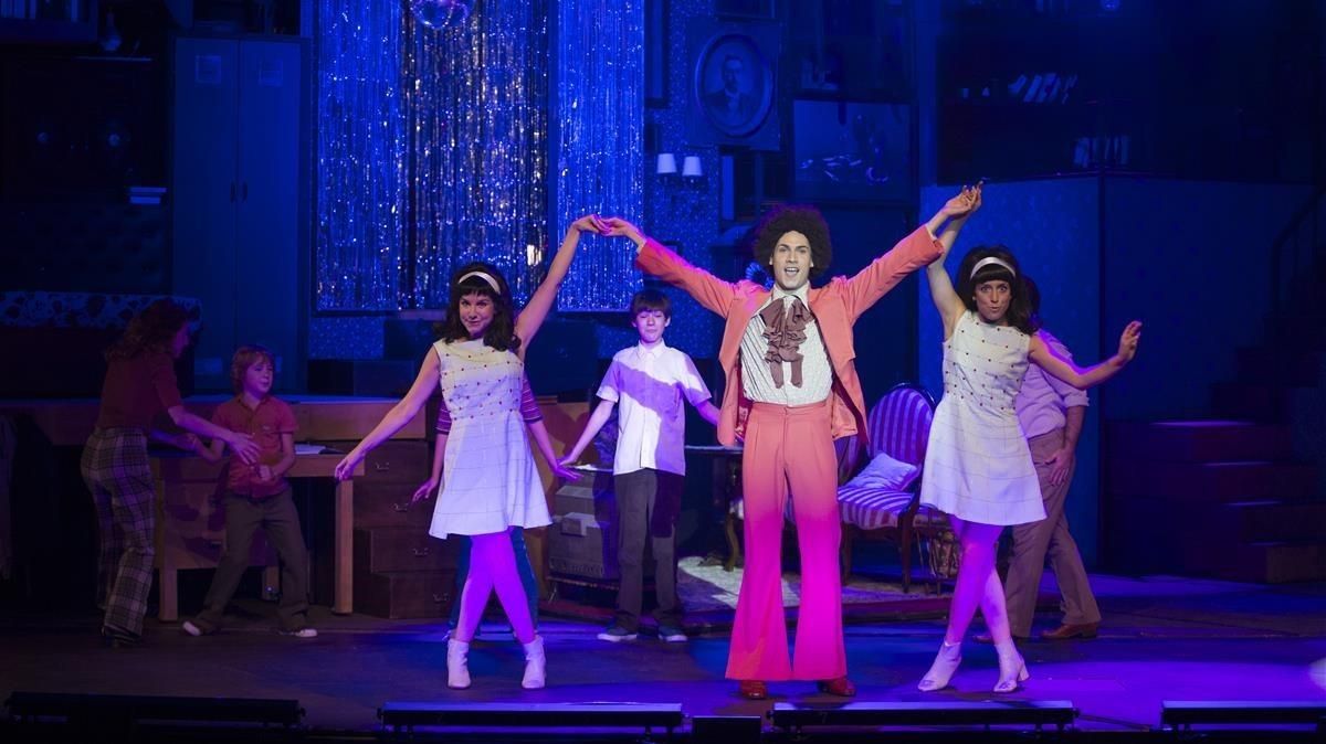 Un momento de la representación de ’Fun Home’ en el Onyric Un momento de la representación de ’Fun Home’ en el Onyric