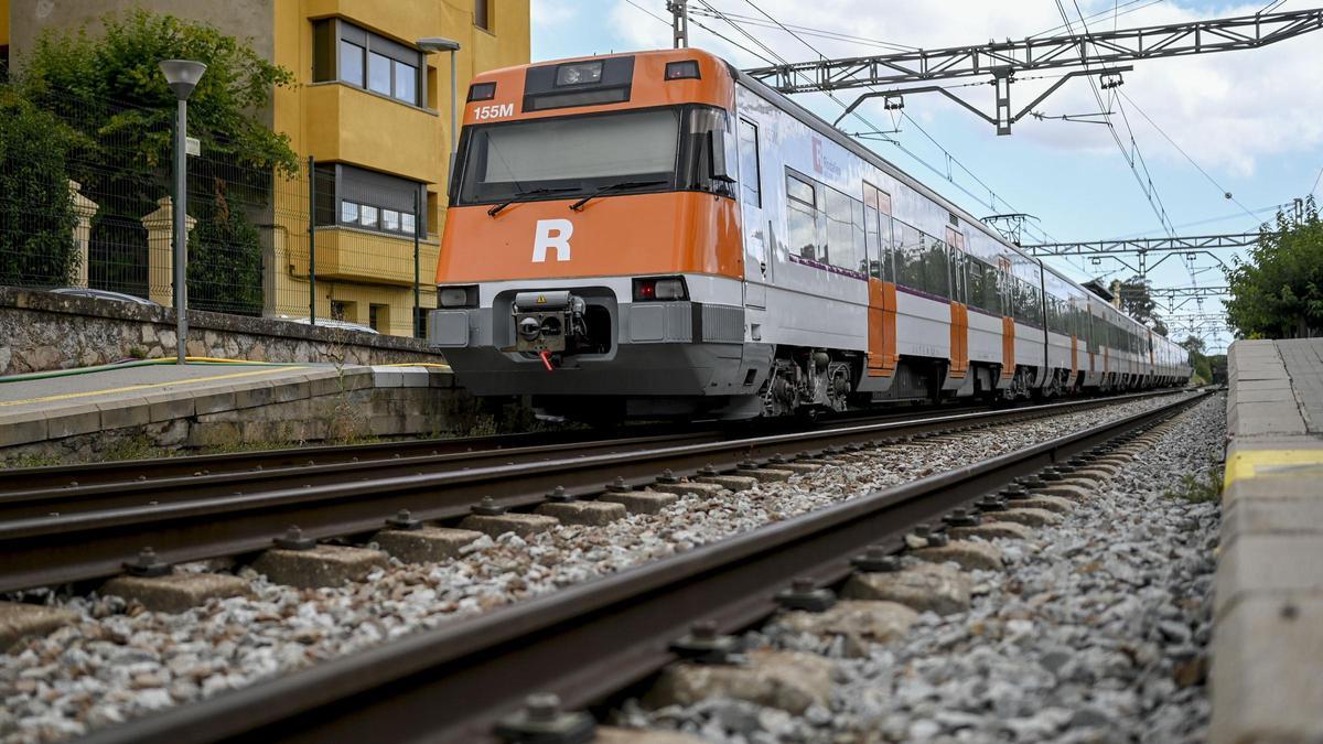 Un tren avariat a Sitges afecta sis línies de Rodalies de Catalunya