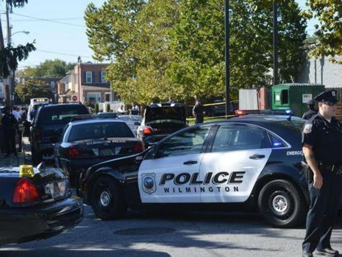 Coches de la policía del estado de Delaware en Welmington. Coches de la policía del estado de Delaware en Welmington.
