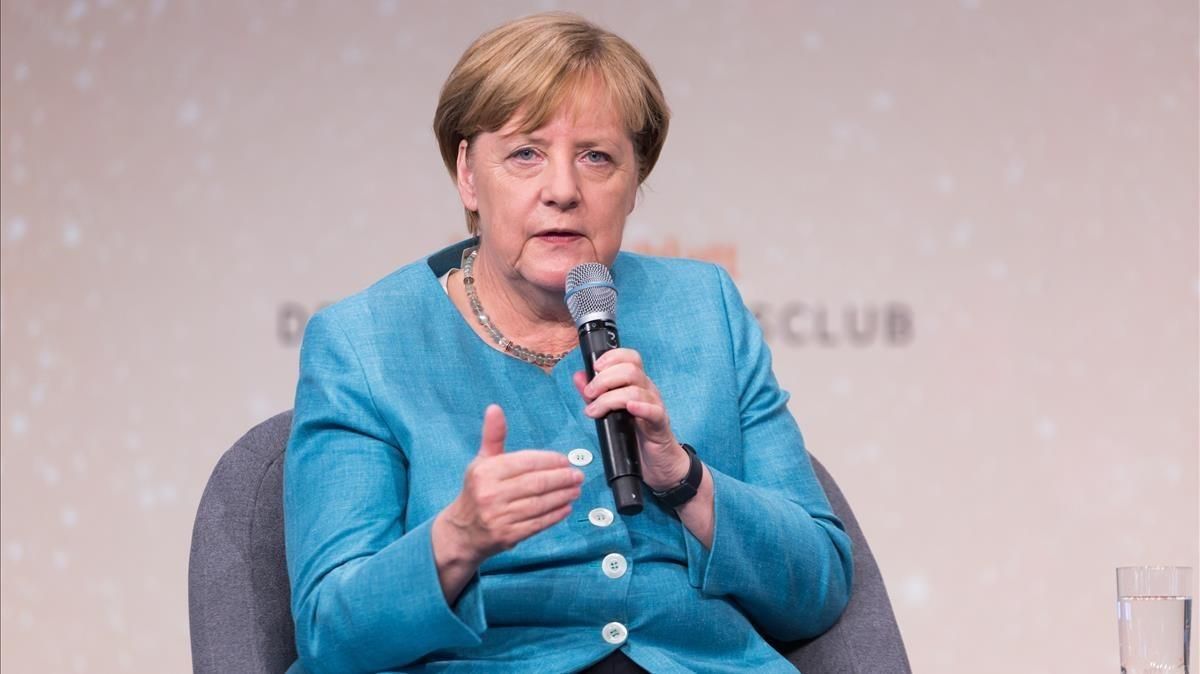 Merkel interviene en un coloquio sobre el futuro de Occidente, en Berlín, el 23 de agosto. Merkel interviene en un coloquio sobre el futuro de Occidente, en Berlín, el 23 de agosto.