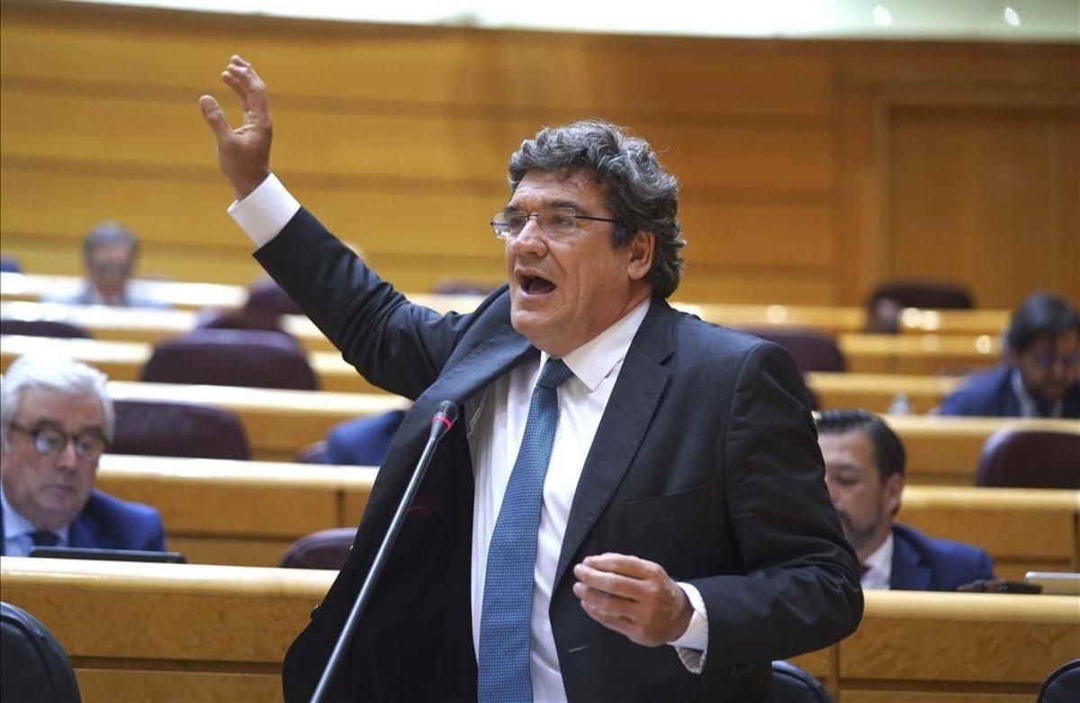 Interpelaciones al Gobierno en el Senado , en la imagen Jose Luis Escrivá. Interpelaciones al Gobierno en el Senado , en la imagen Jose Luis Escrivá.