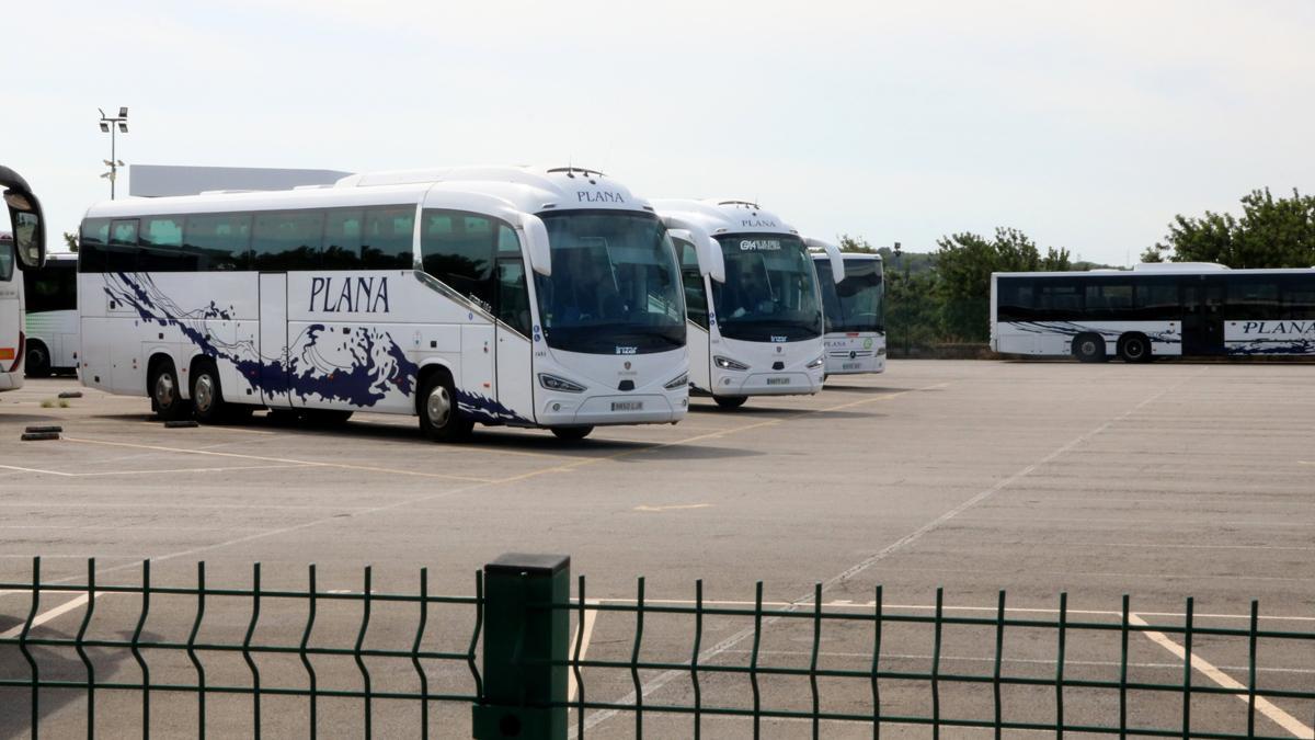 Multa de 9.400 euros per haver oblidat una nena al bus escolar a Sitges