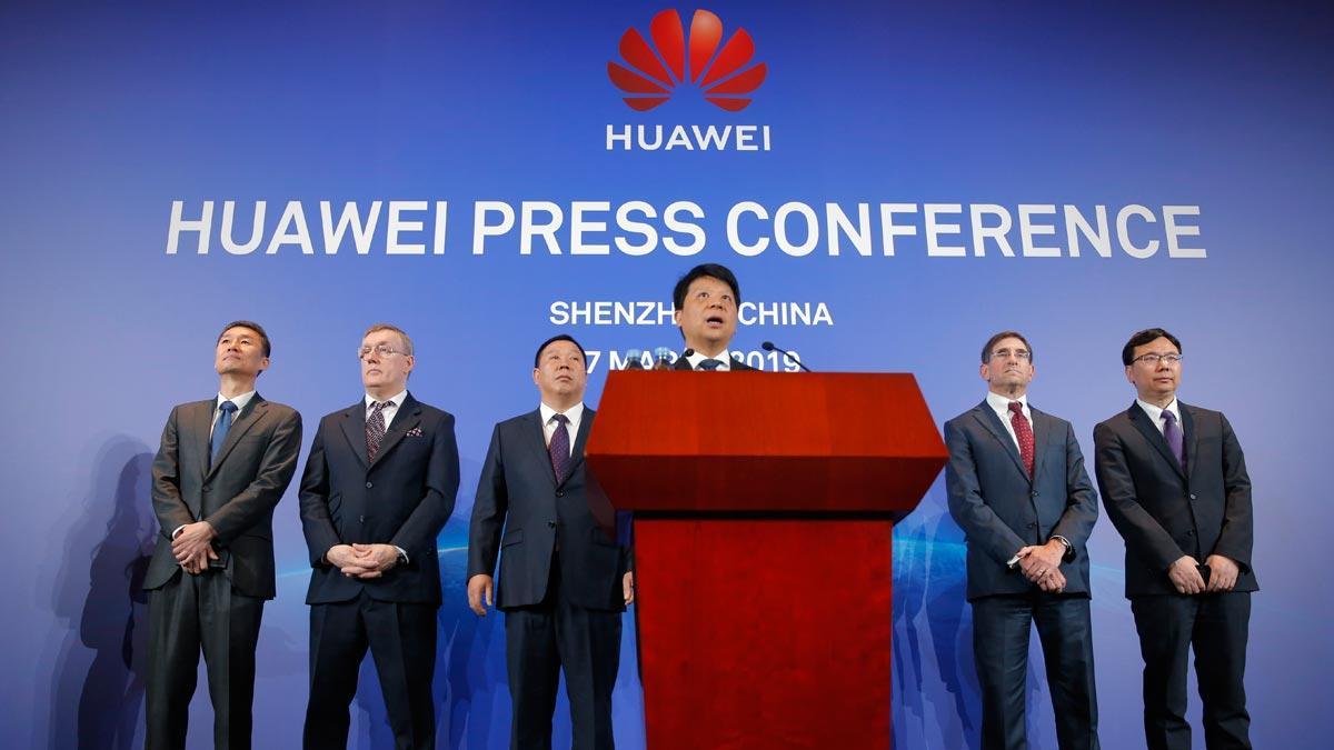 Huawei demanda al Gobierno de EEUU por la prohibición de sus productos. En la foto, la rueda de prensa donde se ha anunciado la medida.