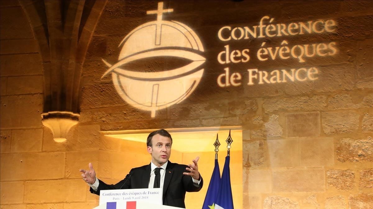 Macron durante el discurso en la Conferencia Episcopal de Francia. Macron durante el discurso en la Conferencia Episcopal de Francia.