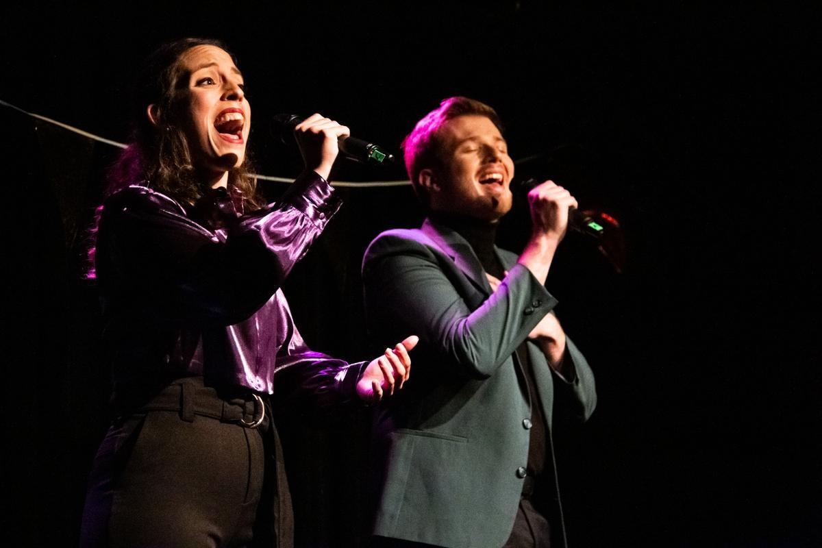 Clara Solé y Adrià Andreu protagonizan este musical de pequeño formato. Clara Solé y Adrià Andreu protagonizan este musical de pequeño formato.