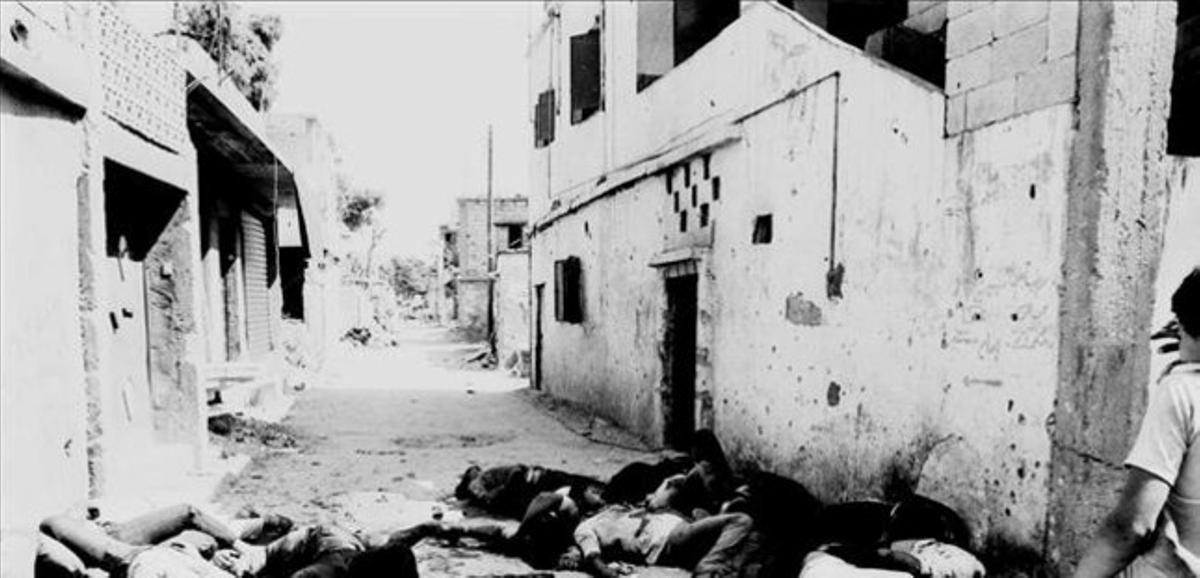 Palestinos asesinados en los campamentos de Sabra y Shatila en 1982.